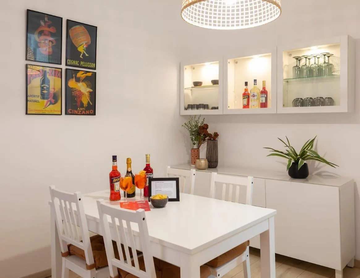 Xenia Apartments - Enjoy Porta Venezia In Modern Apt- 10 Min From Duomo Milan Italie